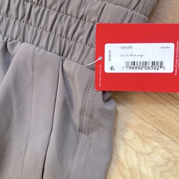 Spanx NWT out of office cargo joggers smoke M - Picture 5 of 10